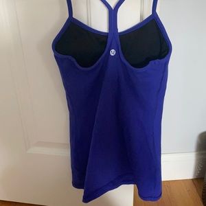 Size 4 lululemon workout top
